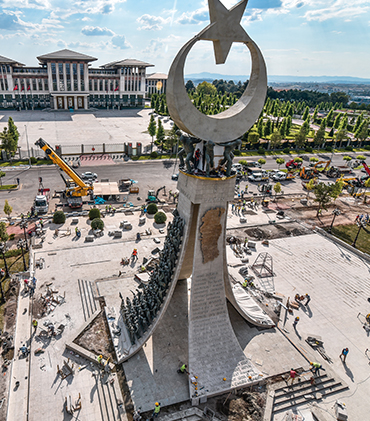 15 Temmuz Şehitler Anıtı